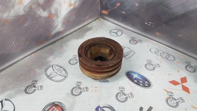 Лот: 23590132. Фото: 1. Шкив коленвала Nissan Atlas TD27... Двигатель и элементы двигателя