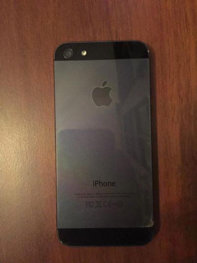 Лот: 6474415. Фото: 1. iPhone 5 16 гиг. Смартфоны