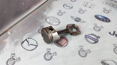 Лот: 23587262. Фото: 1. Поршень с шатуном Suzuki Jimny... Двигатель и элементы двигателя