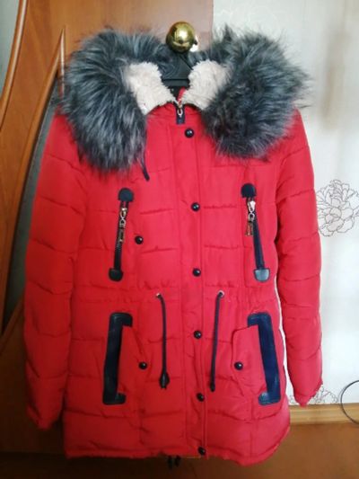Лот: 17465000. Фото: 1. куртка зимняя красная. Зимняя спортивная одежда