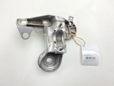 Лот: 25318746. Фото: 1. Кронштейн опоры двигателя Volkswagen... Двигатель и элементы двигателя