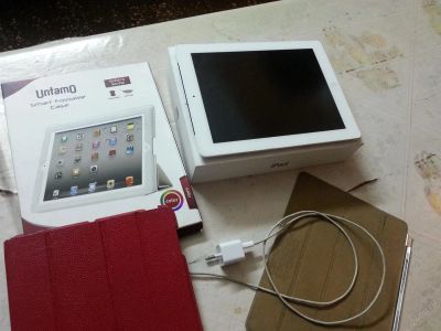 Лот: 4056839. Фото: 1. IPad 2 3G + Wi-Fi + доп бонус. Планшеты