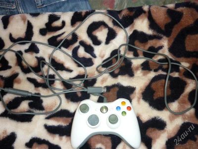 Лот: 1410061. Фото: 1. Джойстик проводной на xbox 360. Аксессуары для игровых приставок, консолей, геймпады