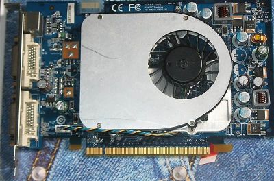 Лот: 507560. Фото: 1. Хорошая, тихая 8600GT 256Mb DDR3... Видеокарты