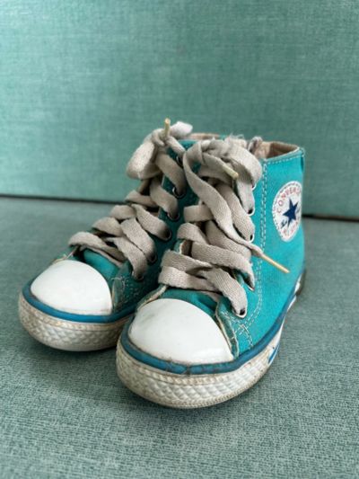 Лот: 23271555. Фото: 1. Кроссовки детские converse, 23. Кеды, кроссовки