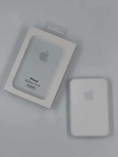 Лот: 25064048. Фото: 1. MagSafe Battery Pack 5000mAh. Внешние, портативные аккумуляторы для смартфонов (Power bank)