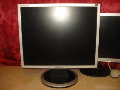 Лот: 10078883. Фото: 1. ЖК-монитор Samsung SyncMaster... ЖК-мониторы