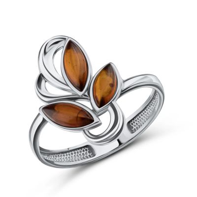 Лот: 23795337. Фото: 1. Серебряное кольцо с янтарем. Кольца, перстни