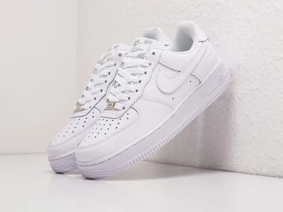 Лот: 19683780. Фото: 1. Кроссовки Nike Air Force 1 Low... Кеды, кроссовки, слипоны