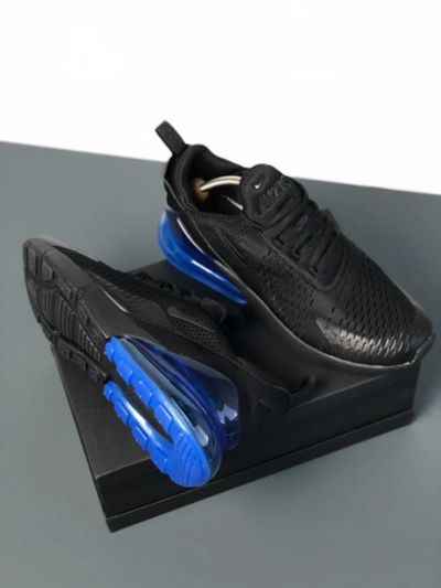 Лот: 12368062. Фото: 1. Кроссовки Air Max 270. Кеды, кроссовки, слипоны