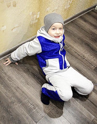 Лот: 7036873. Фото: 1. костюм весна-осень. Верхняя одежда