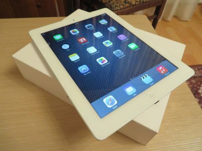 Лот: 4080482. Фото: 1. Apple iPad Retina Wi-Fi + Cellular... Планшеты