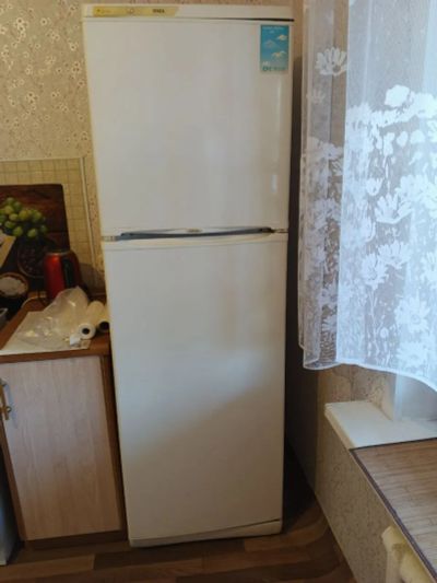 Лот: 21277205. Фото: 1. Холодильник Stinol б/у полностью... Холодильники, морозильные камеры