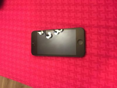 Лот: 7599148. Фото: 1. iPhone 5 black 16 gb. Смартфоны