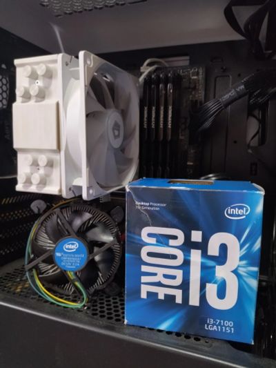 Лот: 19607580. Фото: 1. Мат.плата Asus strix B250G gaming... Комплекты запчастей