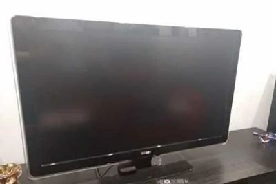 Лот: 19055909. Фото: 1. Philips 52pfl7203h/10. Телевизоры