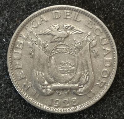 Лот: 23363697. Фото: 1. 10 сентаво 1928 года. Эквадор... Америка
