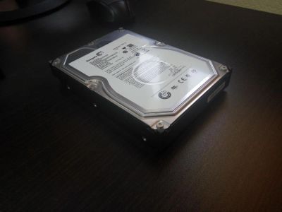Лот: 8884982. Фото: 1. Жесткий диск Seagate 1Tb!!!. Жёсткие диски (HDD)