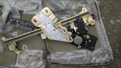 Лот: 3174642. Фото: 1. Стекло подъёмник передний левый... Электрооборудование