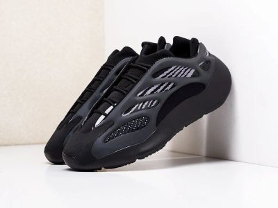 Лот: 15818229. Фото: 1. Кроссовки Adidas Yeezy Boost 700... Кеды, кроссовки, слипоны
