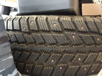 Лот: 10817591. Фото: 1. Roadstone R16 шиповка. Шины