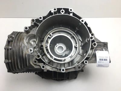 Лот: 20654580. Фото: 1. Колокол КПП Audi A4 2011 0AW301103... Трансмиссия