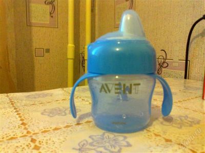Лот: 2492618. Фото: 1. Поильник Avent. Всё для кормления