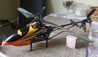 Лот: 19309867. Фото: 1. Средняя модель вертолета. Авиамоделизм