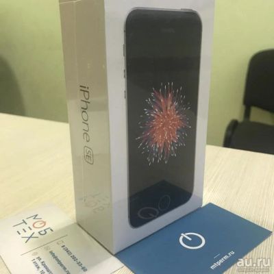 Лот: 13800465. Фото: 1. iPhone SE 64GB Space Gray+стекло... Смартфоны