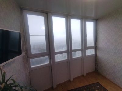 Лот: 25741544. Фото: 1. Стеклопакет и дверь цену предлагайте. Окна, балконы