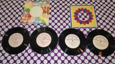 Лот: 25806146. Фото: 1. 4 виниловые пластинки " Миньон... Аудиозаписи