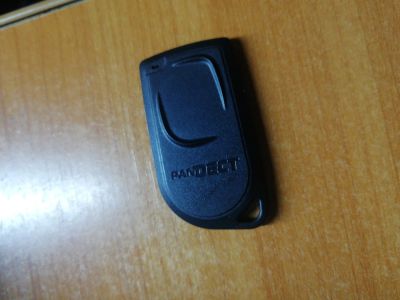 Лот: 24889855. Фото: 1. Брелок pandect is-750. Другое (автозапчасти)