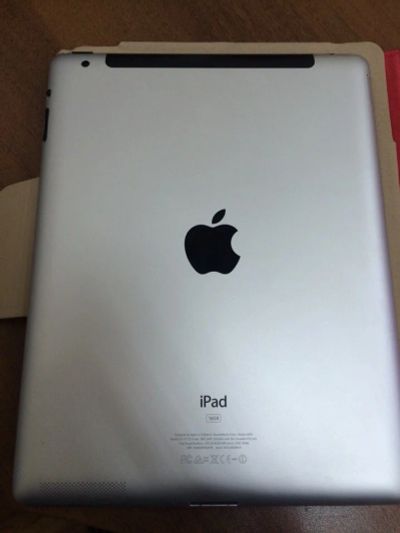 Лот: 4560466. Фото: 1. Продам Ipad 2 16gb wifi 3g или... Планшеты