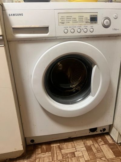 Лот: 25643123. Фото: 1. Стиральная машина Samsung 5,2кг. Стиральные машины