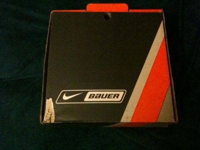 Лот: 2342388. Фото: 1. nike bauer, 42 размер. Коньки