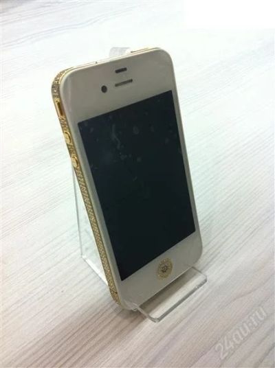 Лот: 1139630. Фото: 1. Apple iPhone 4 White в золотой... Смартфоны