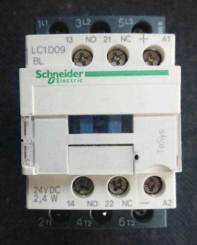 Лот: 19266851. Фото: 1. Контактор Schneider Electric 9A. Магнитные пускатели, контакторы, реле