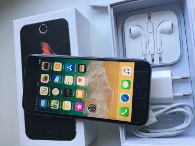 Лот: 13062938. Фото: 1. Apple iPhone 6S 64GB Space Gray. Смартфоны