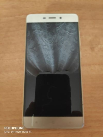 Лот: 14647450. Фото: 1. Xiaomi redmi 4 2/16 + Бонус. Смартфоны