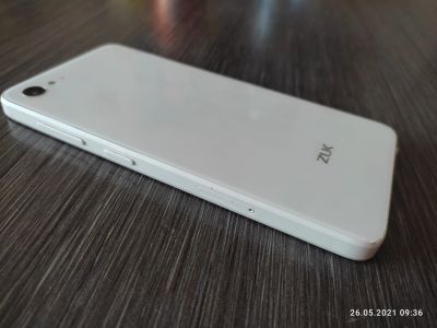 Лот: 17673242. Фото: 1. Lenovo zuk z2. Смартфоны