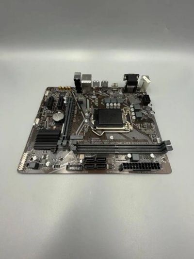 Лот: 20268604. Фото: 1. Gigabyte H410M H V2. Материнские платы