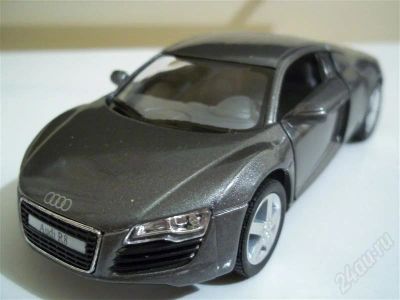 Лот: 682122. Фото: 1. Audi R8. Автомоделизм