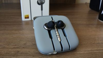 Лот: 12167914. Фото: 1. Наушники Xiaomi Mi In-Ear Headphones... Наушники, гарнитуры