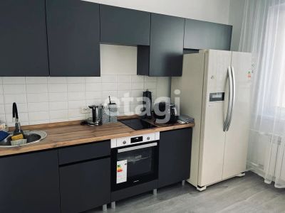 Лот: 21393321. Фото: 1. Продам 1-комн. кв. 42 кв.м. Красноярск... Квартиры, студии