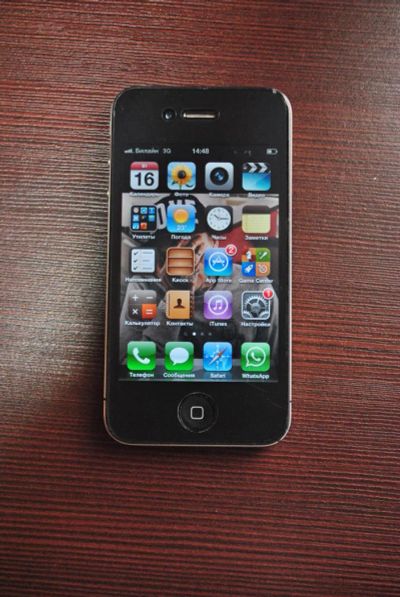 Лот: 4509365. Фото: 1. iphone 4 черный ТОРГ. Смартфоны