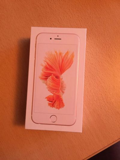 Лот: 8791172. Фото: 1. iPhone 6s. Смартфоны