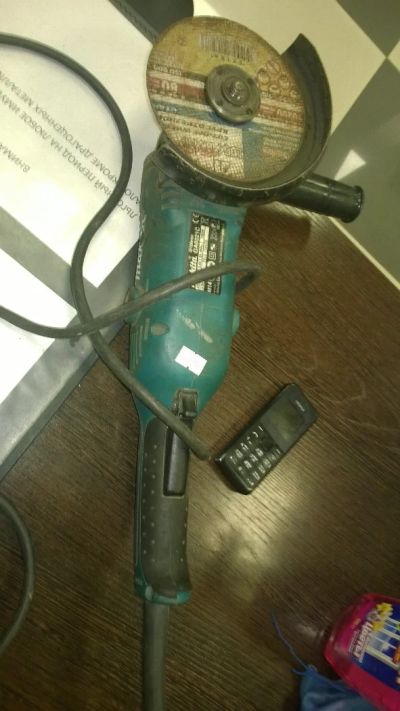 Лот: 7832877. Фото: 1. Болгарка Makita ga 6021c состояние... Электроинструмент