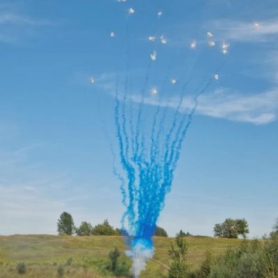 Лот: 24282646. Фото: 1. Салют на Гендер Пати (дневной... Фейерверки, салюты, пиротехника