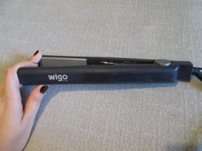 Лот: 3226396. Фото: 1. Утюжок для волос Wigo. Укладка и стрижка волос, бритьё, эпиляция