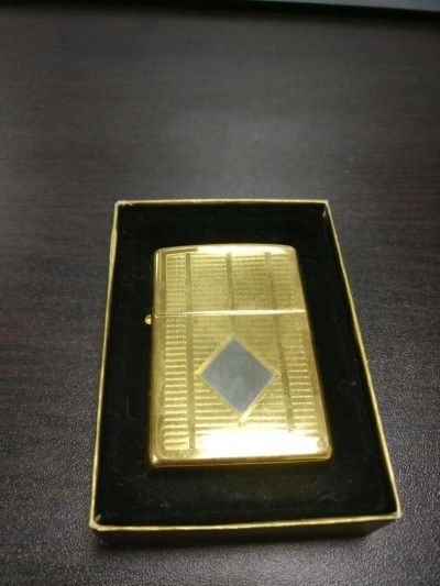 Лот: 10900595. Фото: 1. Зажигалка Zippo. Зажигалки, спички, пепельницы